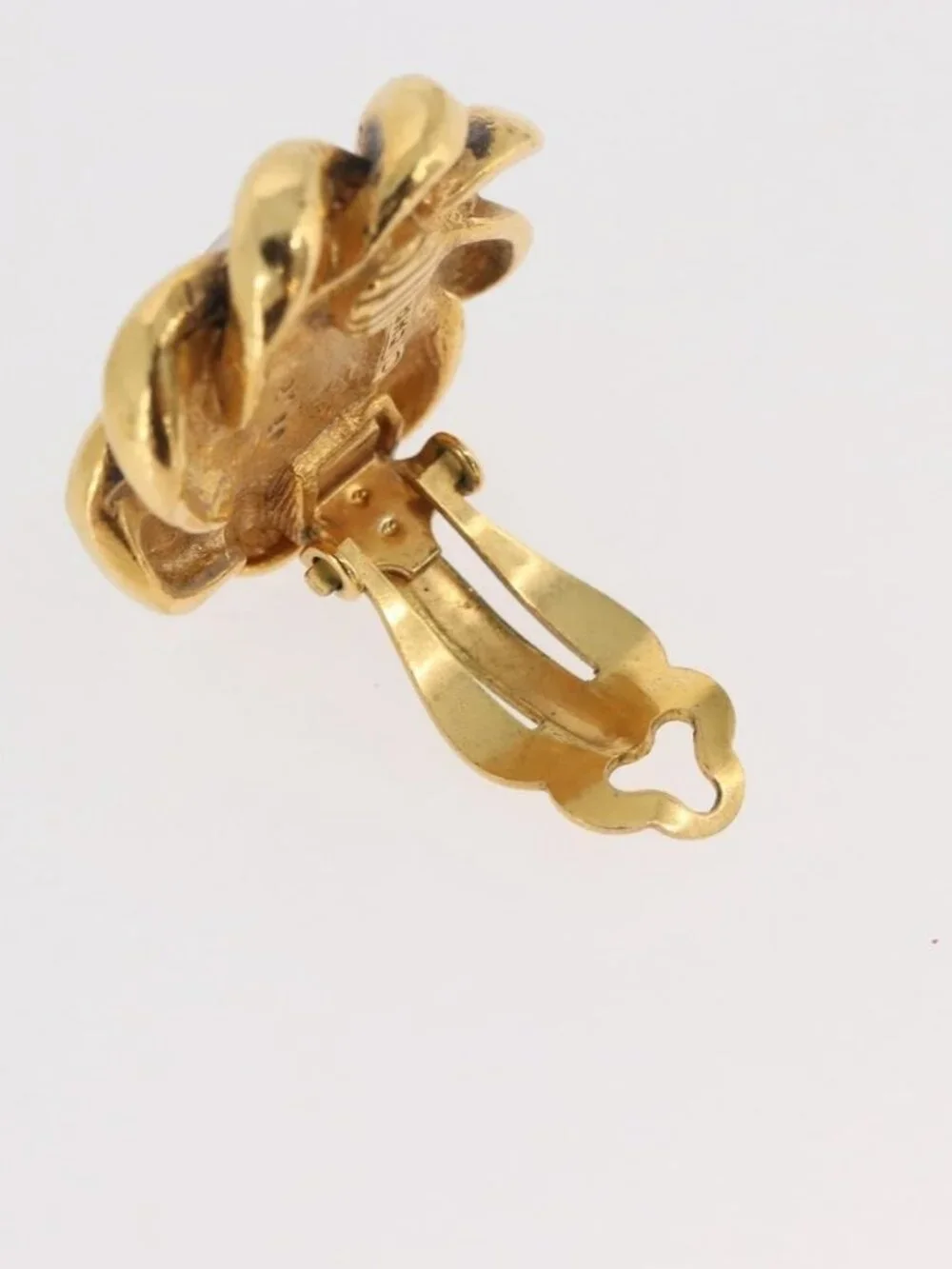 CHANEL Earring metal Gold CC Auth 178396
